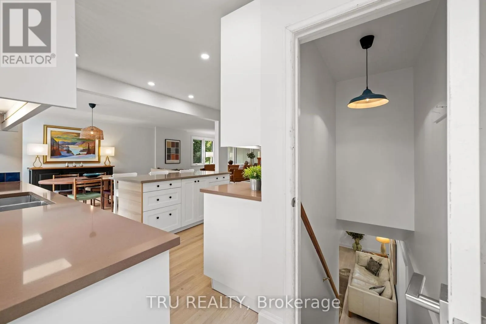 2110 HONEYWELL AVENUE