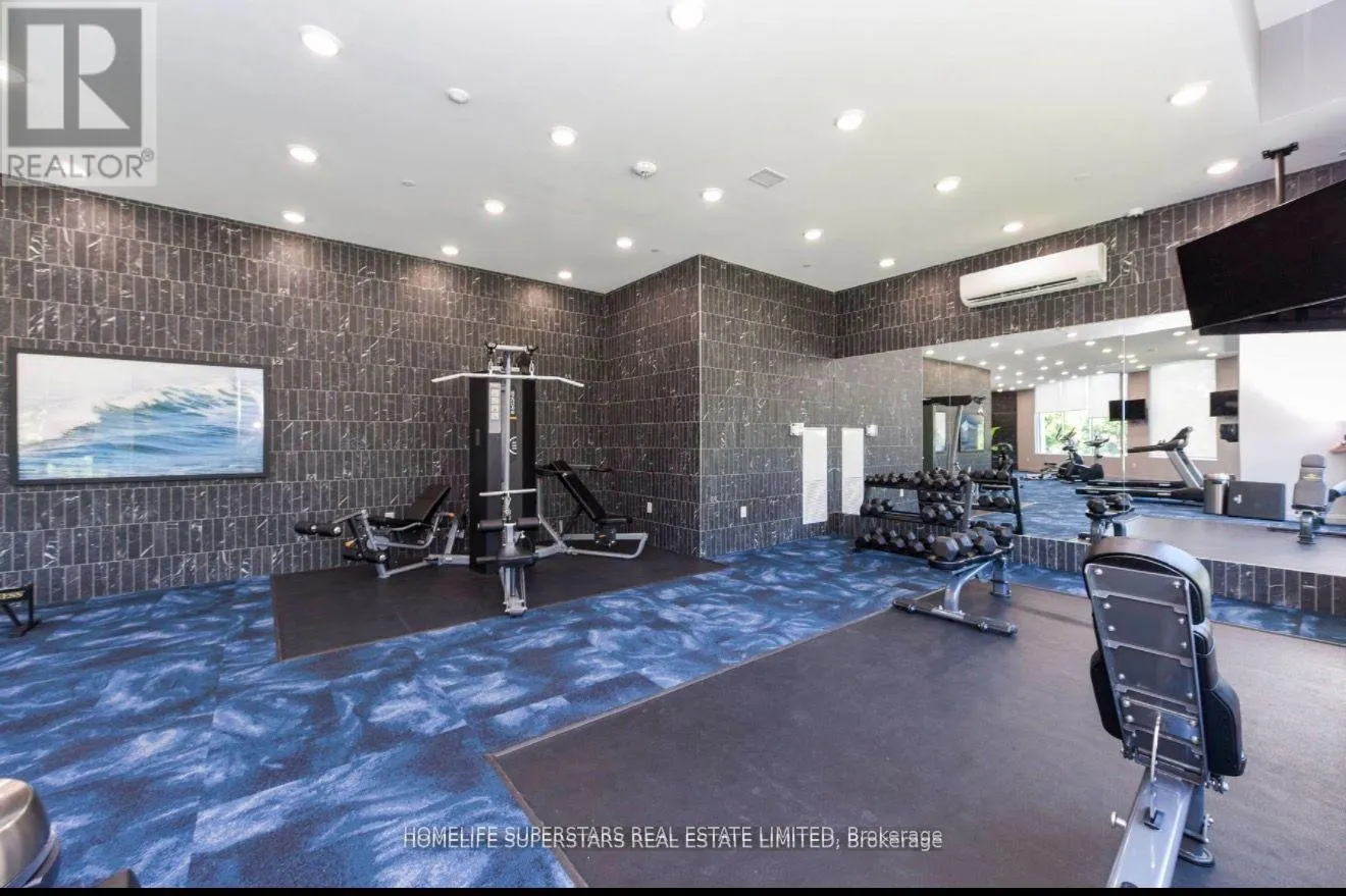 403 - 71 WYNDHAM STREET S