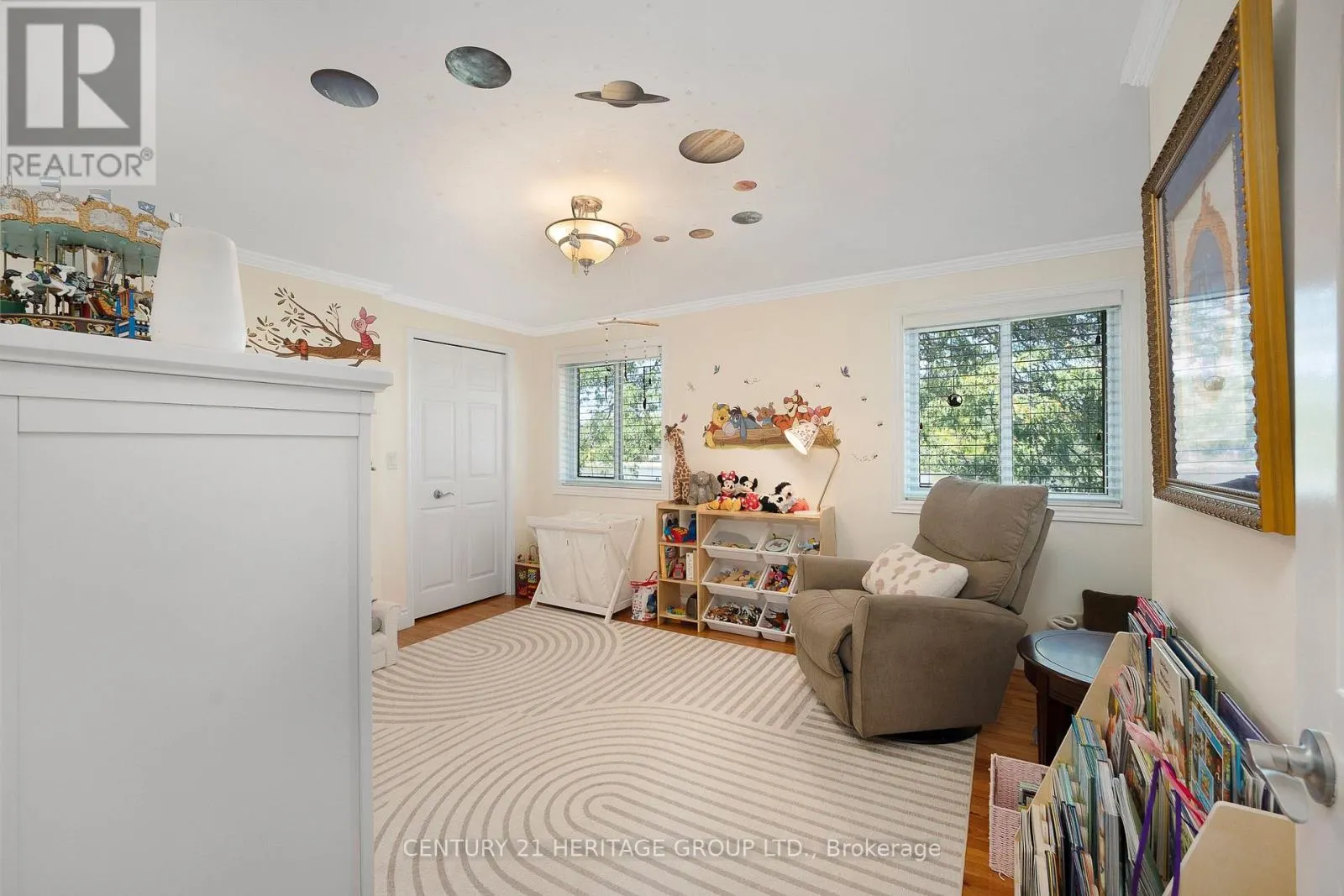 121 SOUTH RIVERVIEW DRIVE
