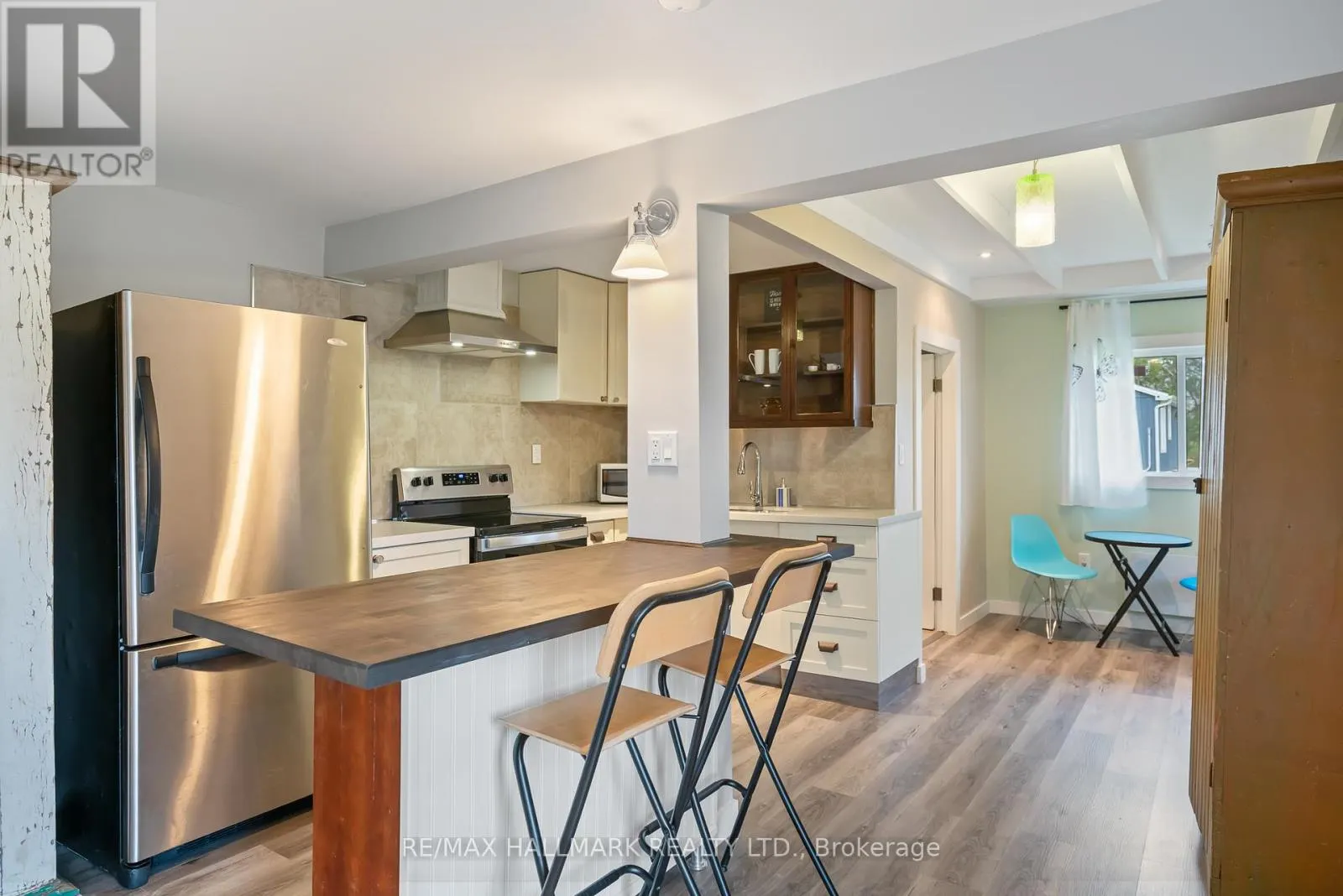 231 POINT ABINO ROAD S