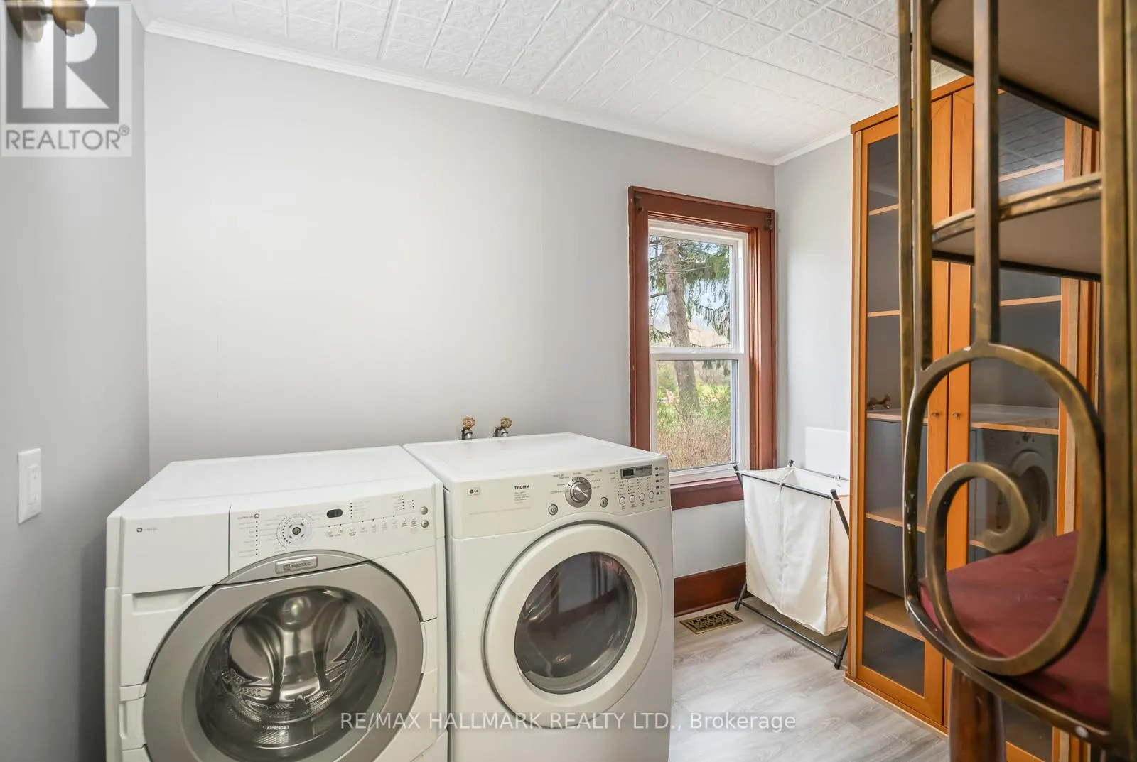 231 POINT ABINO ROAD S