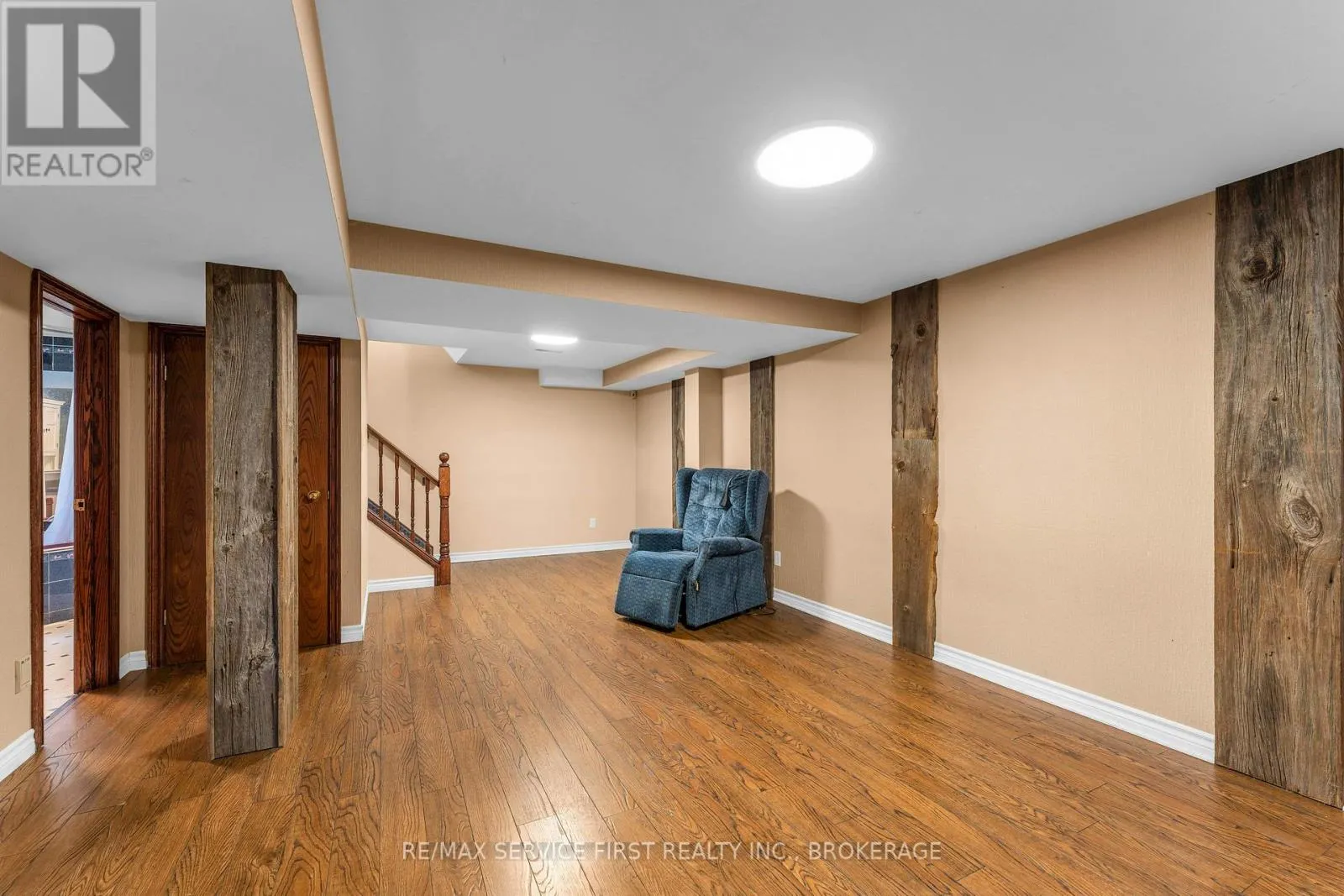 363 WATERLOO DRIVE