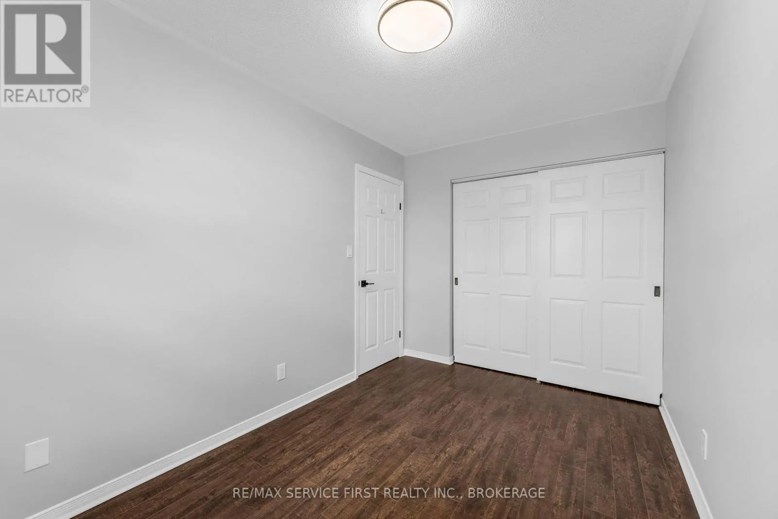 363 WATERLOO DRIVE