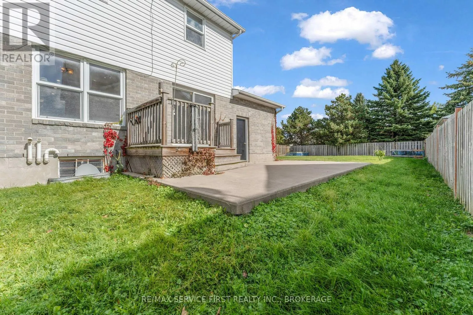363 WATERLOO DRIVE