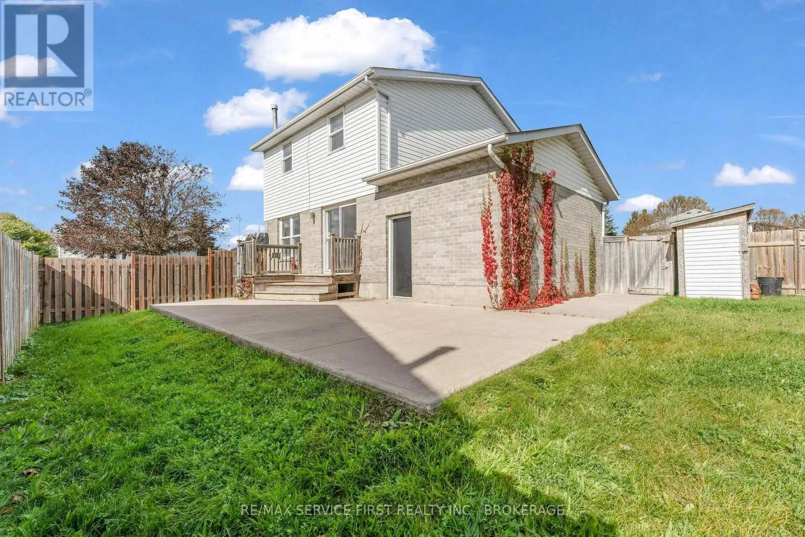 363 WATERLOO DRIVE