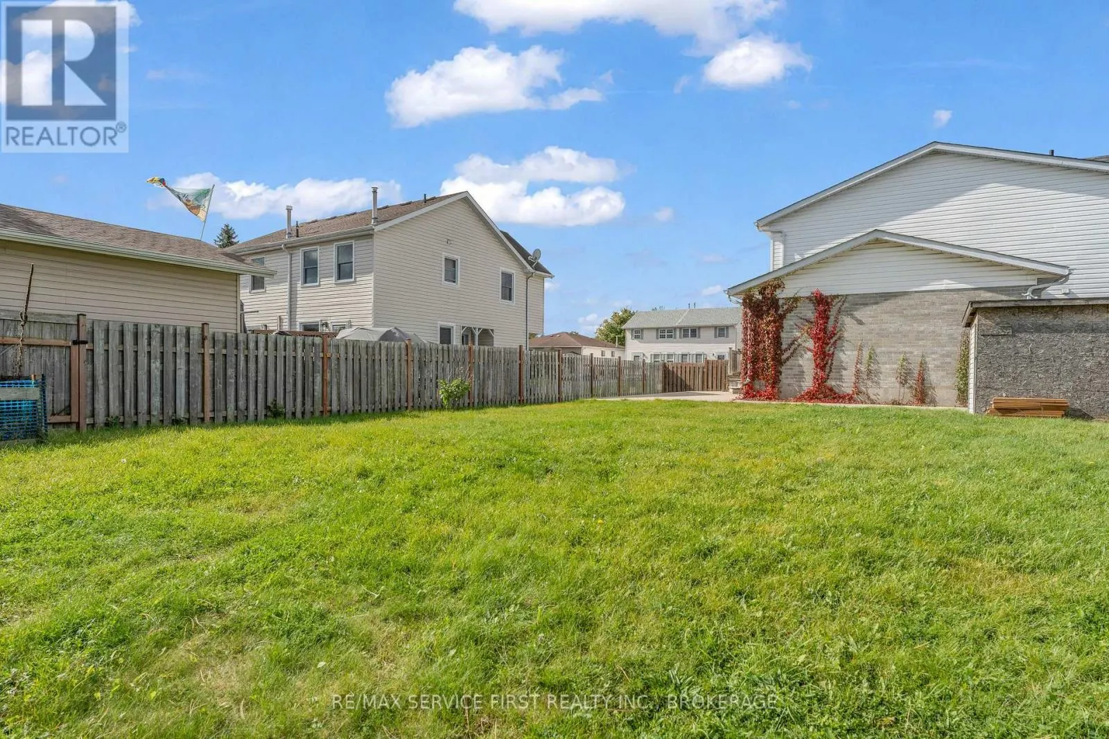 363 WATERLOO DRIVE