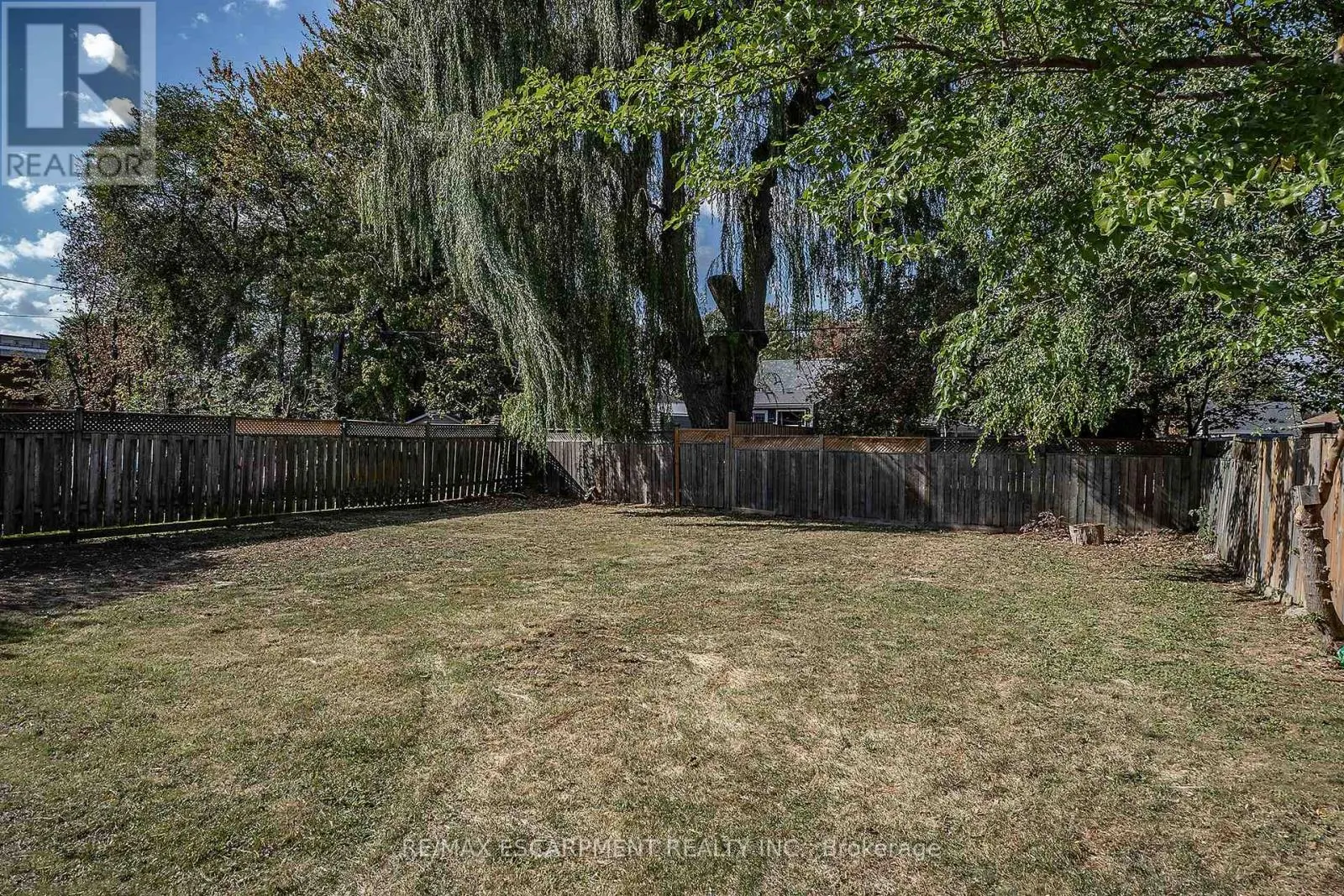 788 UPPER GAGE AVENUE