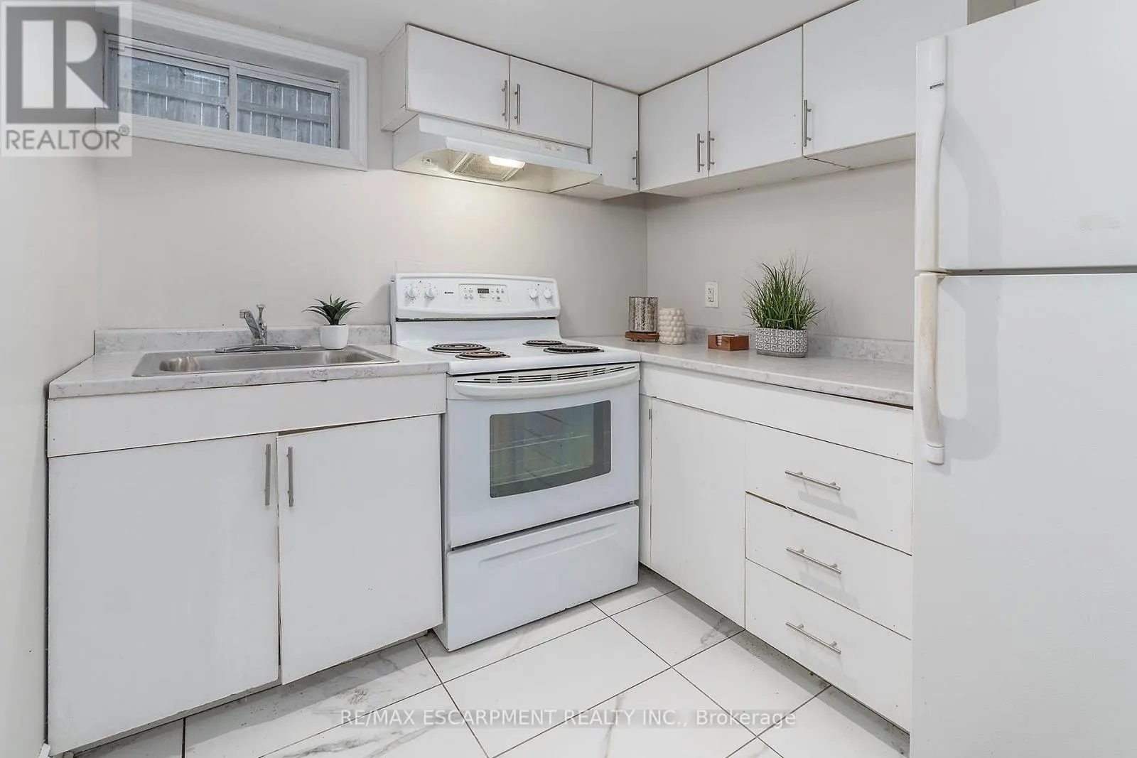 788 UPPER GAGE AVENUE
