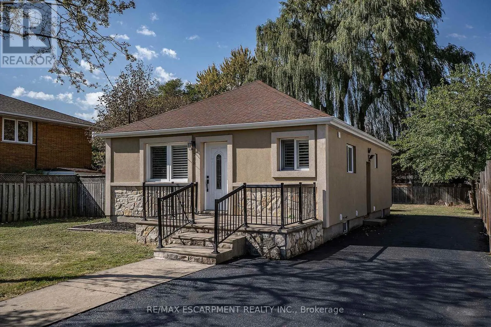 788 UPPER GAGE AVENUE