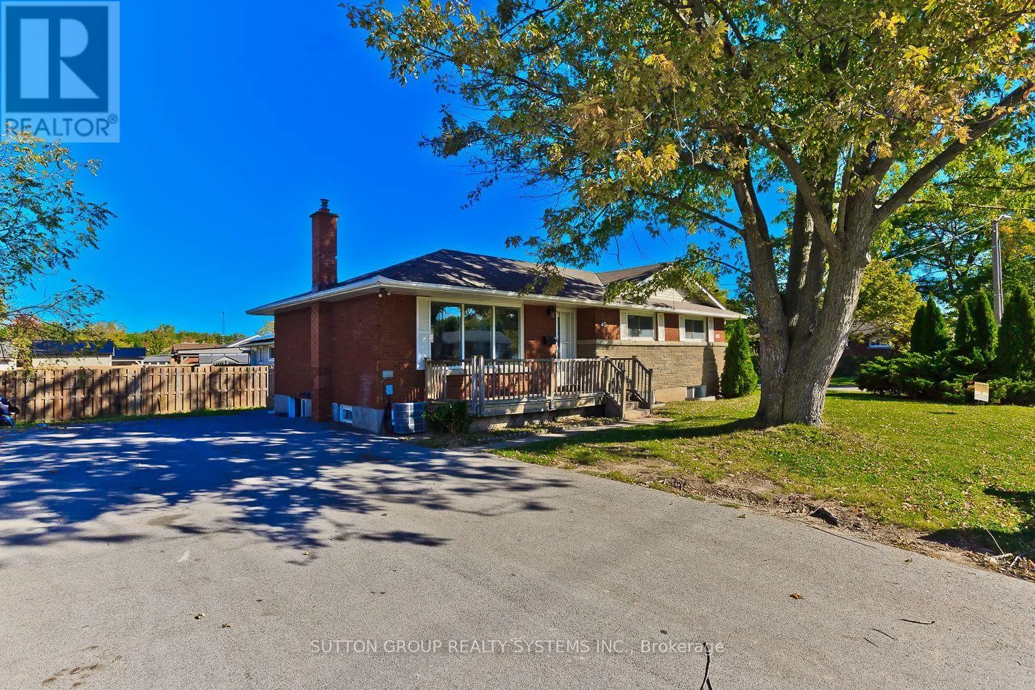 (BASEMENT) 40 JACOBSON AVENUE
