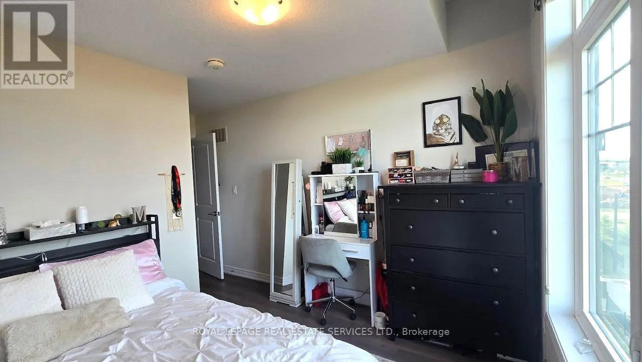 17 - 288 GLOVER ROAD