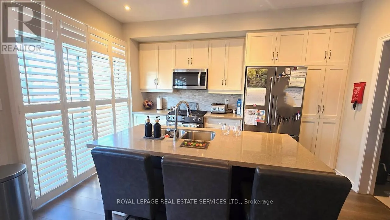 17 - 288 GLOVER ROAD