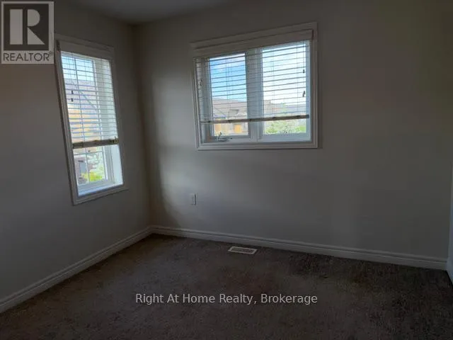 11 WHITE STAR LANE