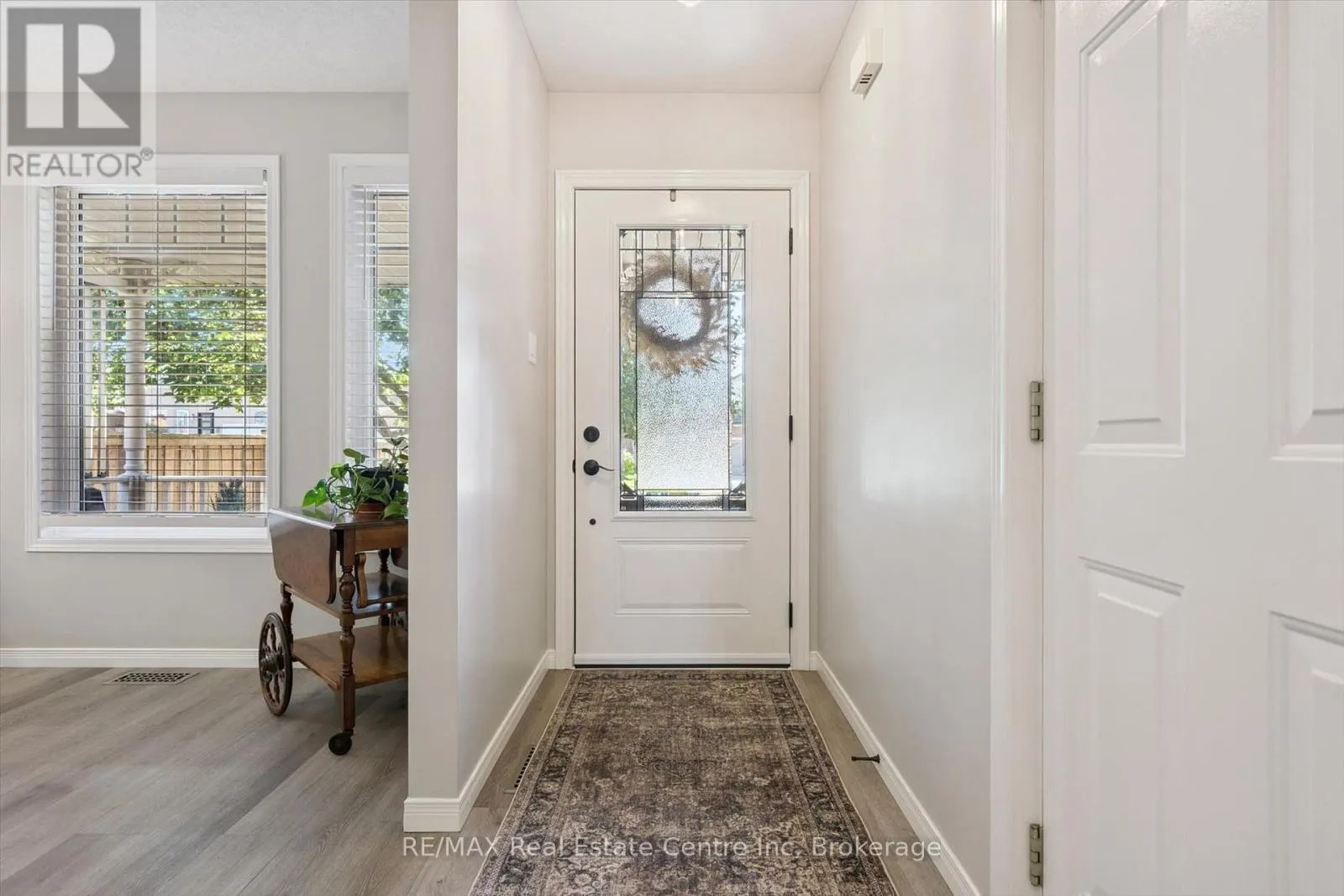 48 ABBEYWOOD CRESCENT