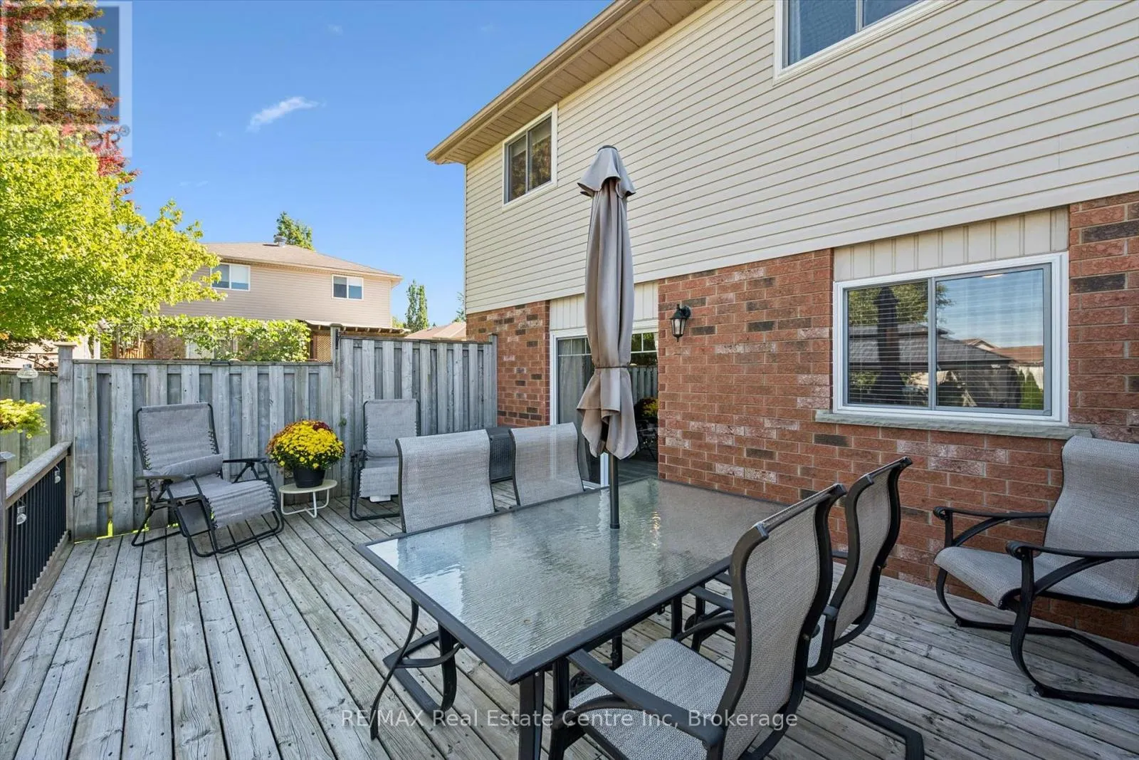 48 ABBEYWOOD CRESCENT