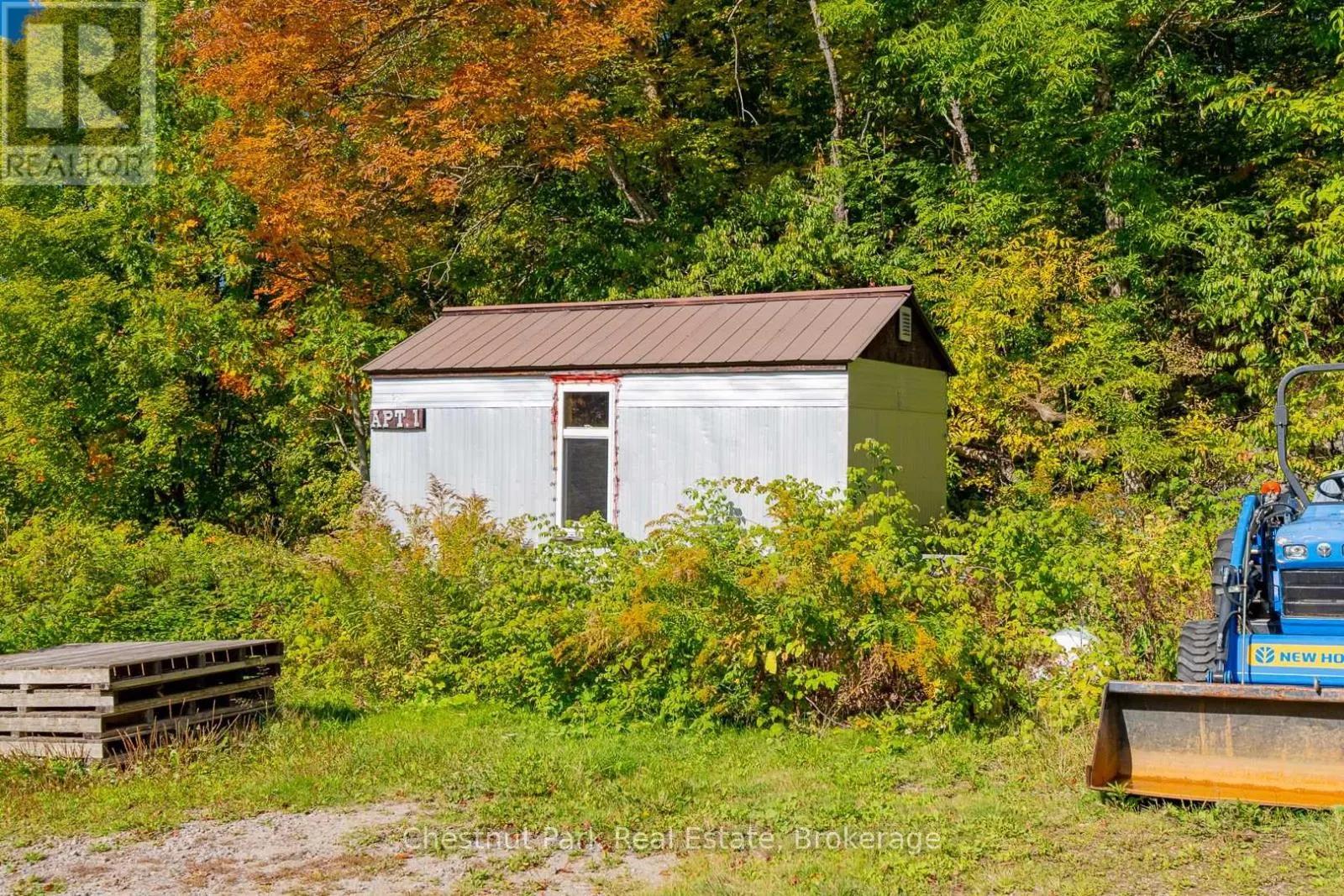 1190 HEKKLA ROAD