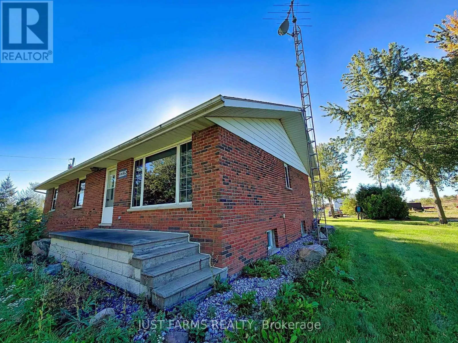 21225 COUNTY 46 ROAD