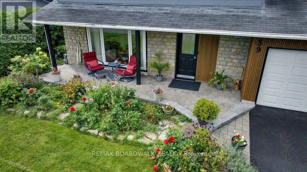 39 WELKIN CRESCENT