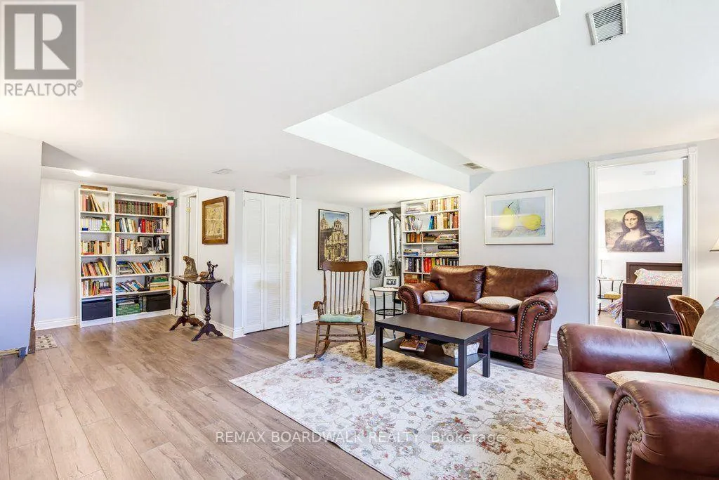 39 WELKIN CRESCENT