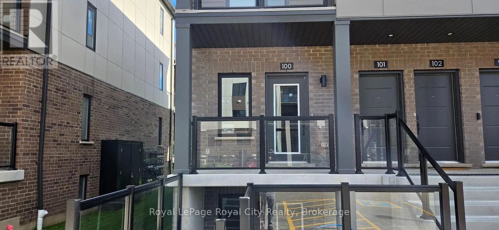100 - 42 LOWES ROAD SW #100
