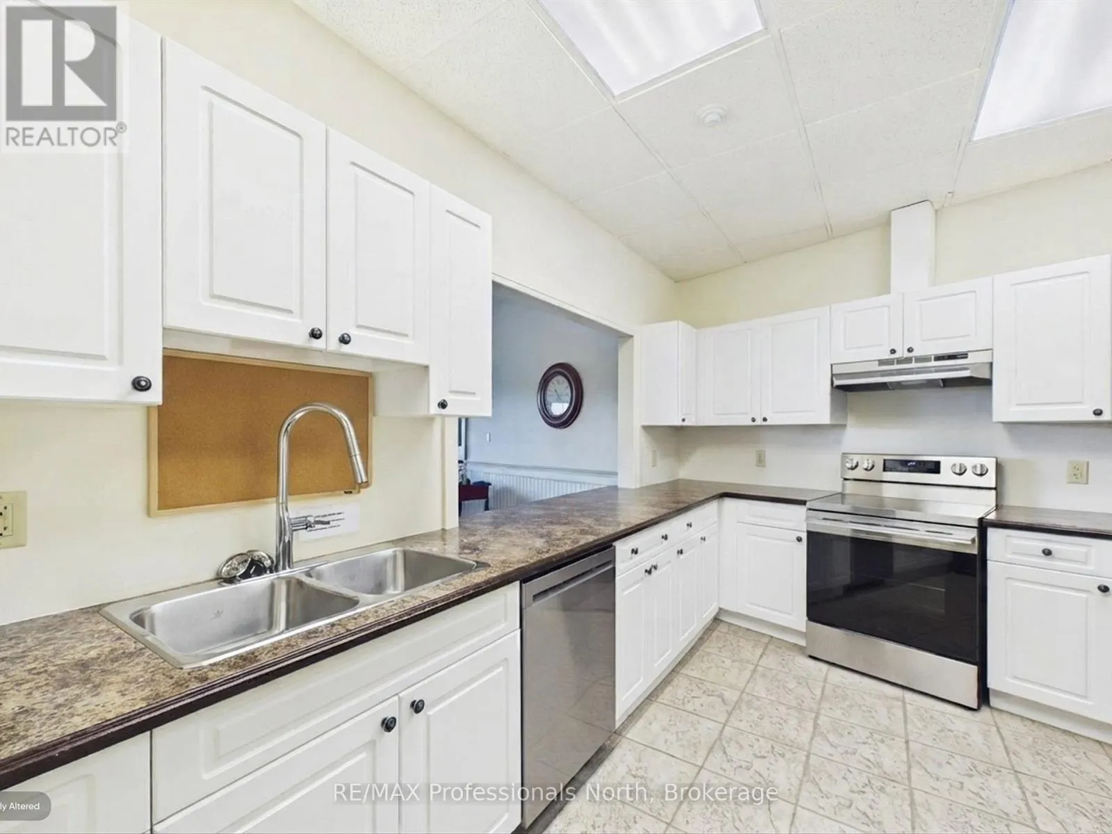 405 - 10A KIMBERLEY AVENUE #405