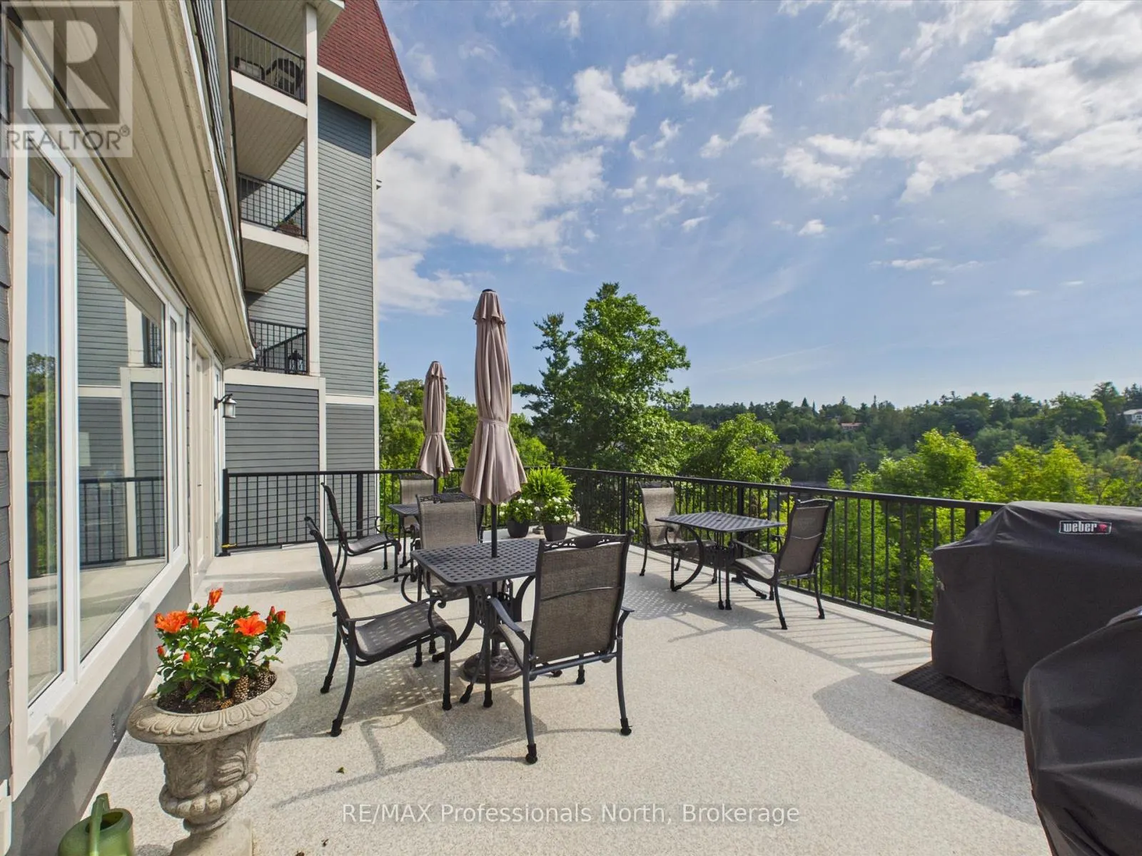 405 - 10A KIMBERLEY AVENUE #405