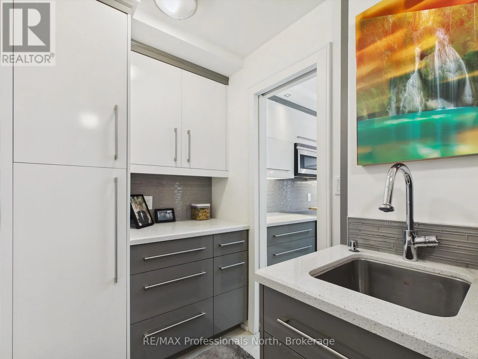 405 - 10A KIMBERLEY AVENUE #405