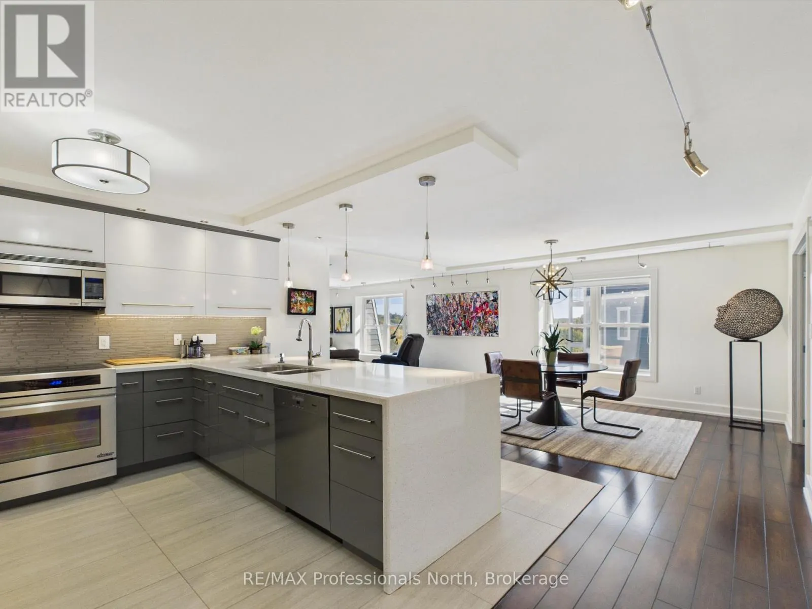 405 - 10A KIMBERLEY AVENUE #405