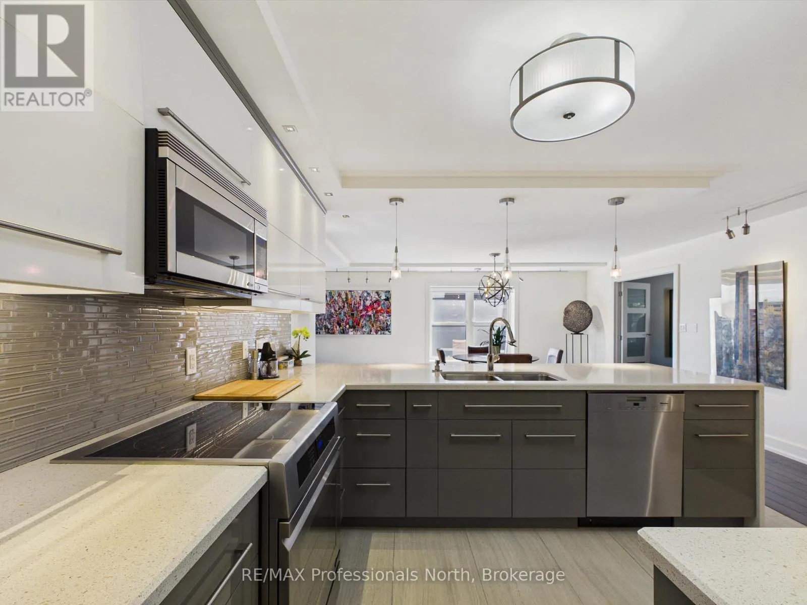 405 - 10A KIMBERLEY AVENUE #405