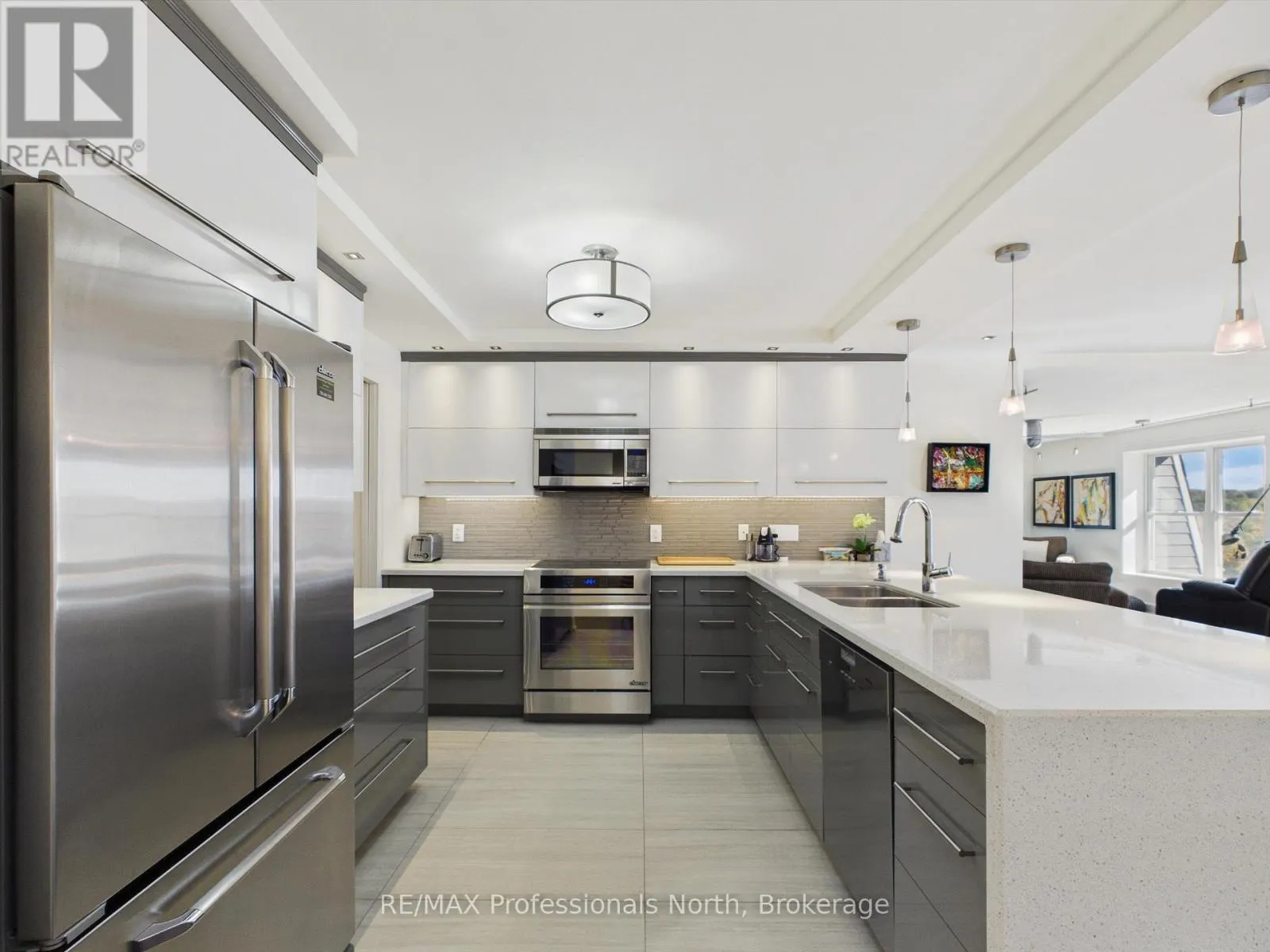 405 - 10A KIMBERLEY AVENUE #405