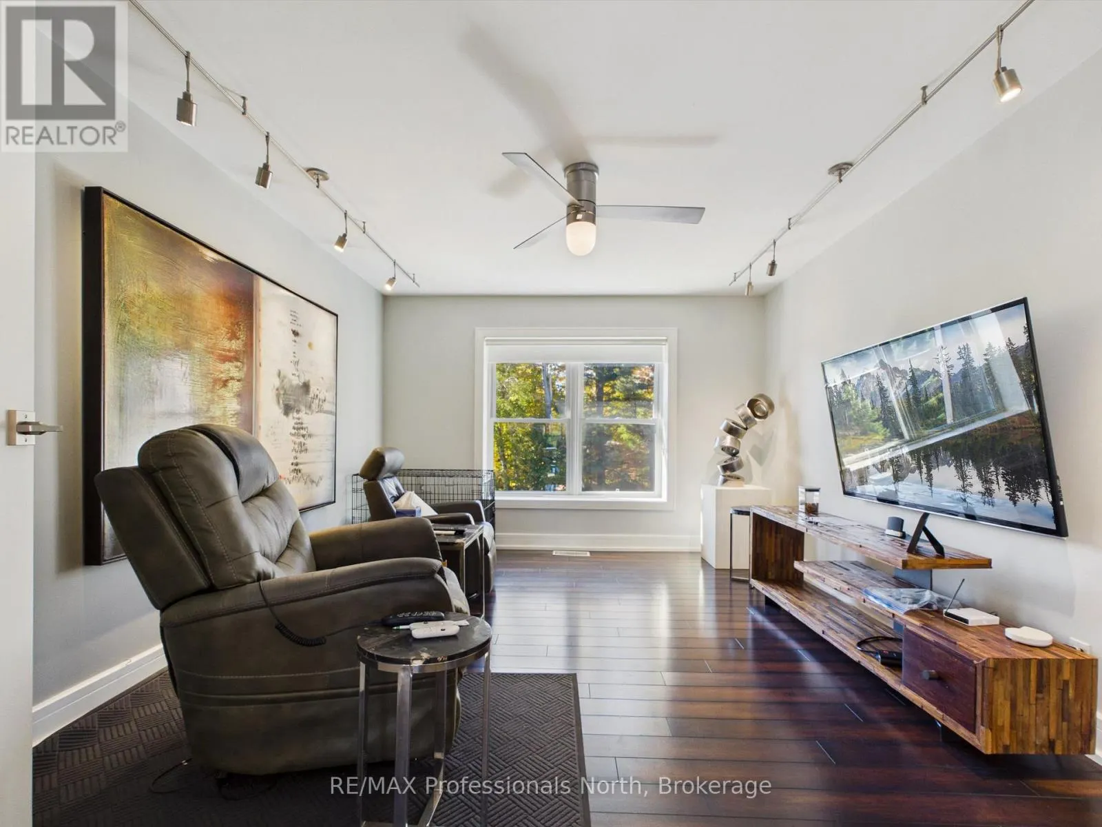 405 - 10A KIMBERLEY AVENUE #405