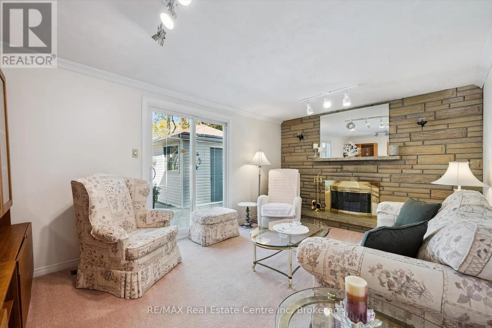 47 LAMBERT CRESCENT