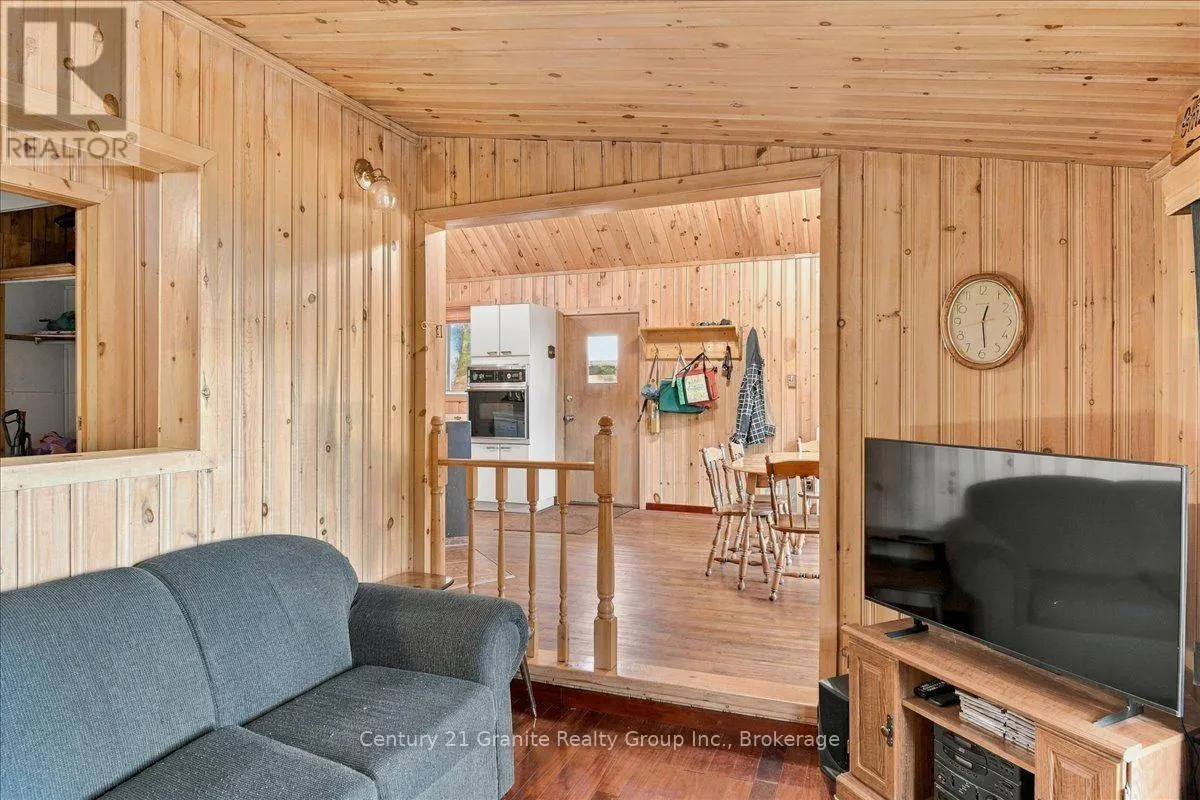 354 FORESTVIEW ROAD N
