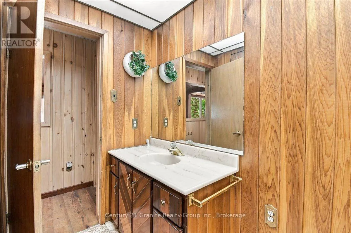 354 FORESTVIEW ROAD N