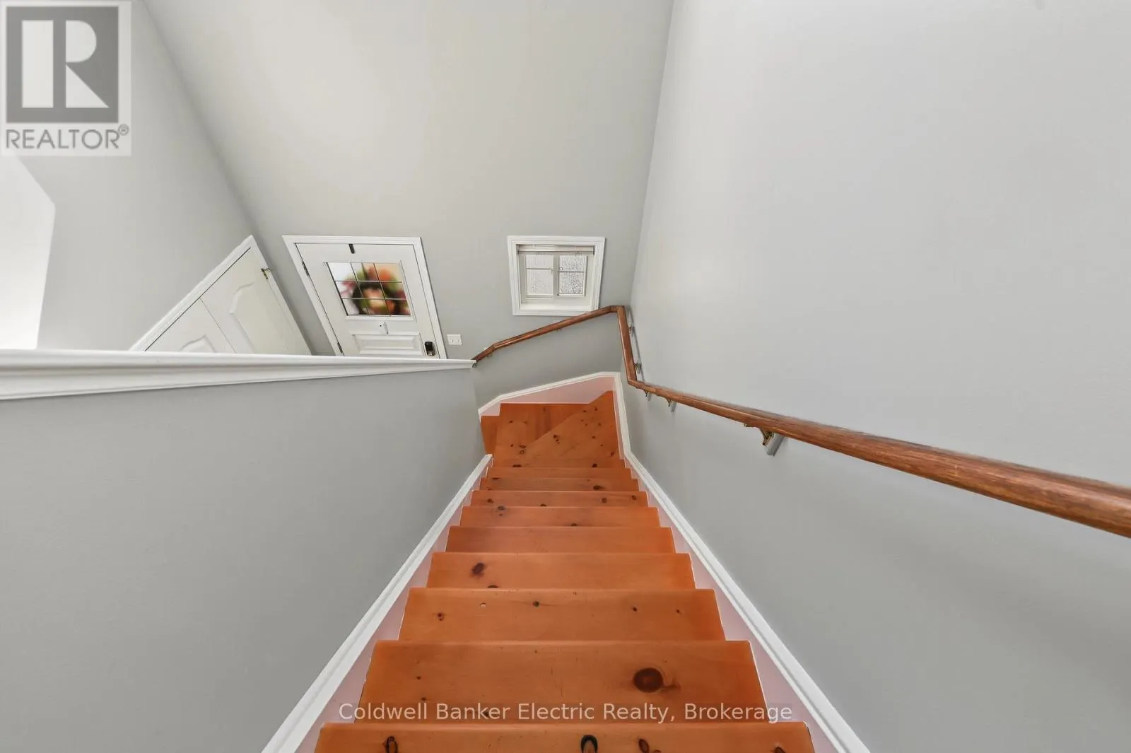 2334 MARSDALE DRIVE