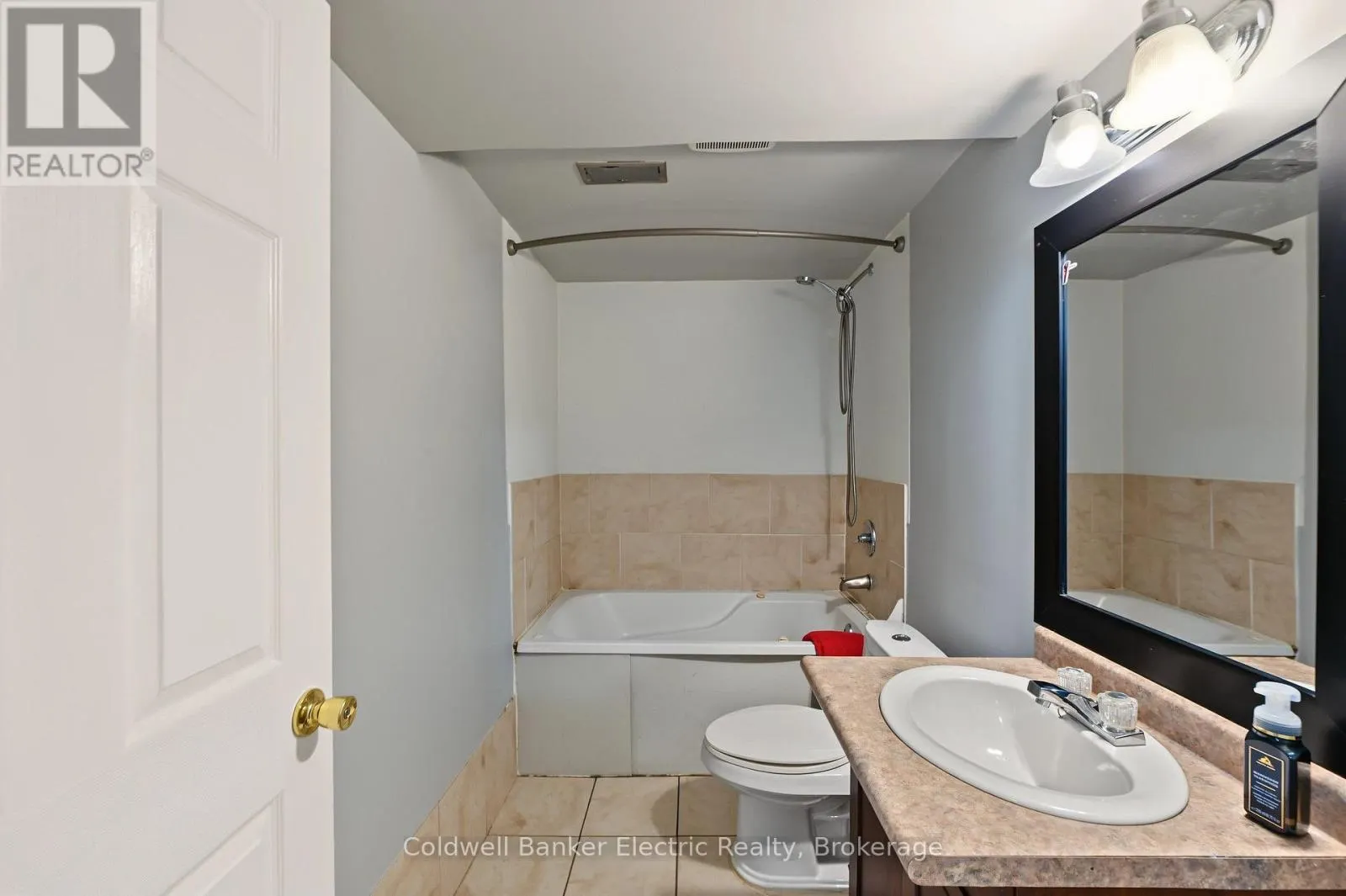 2334 MARSDALE DRIVE