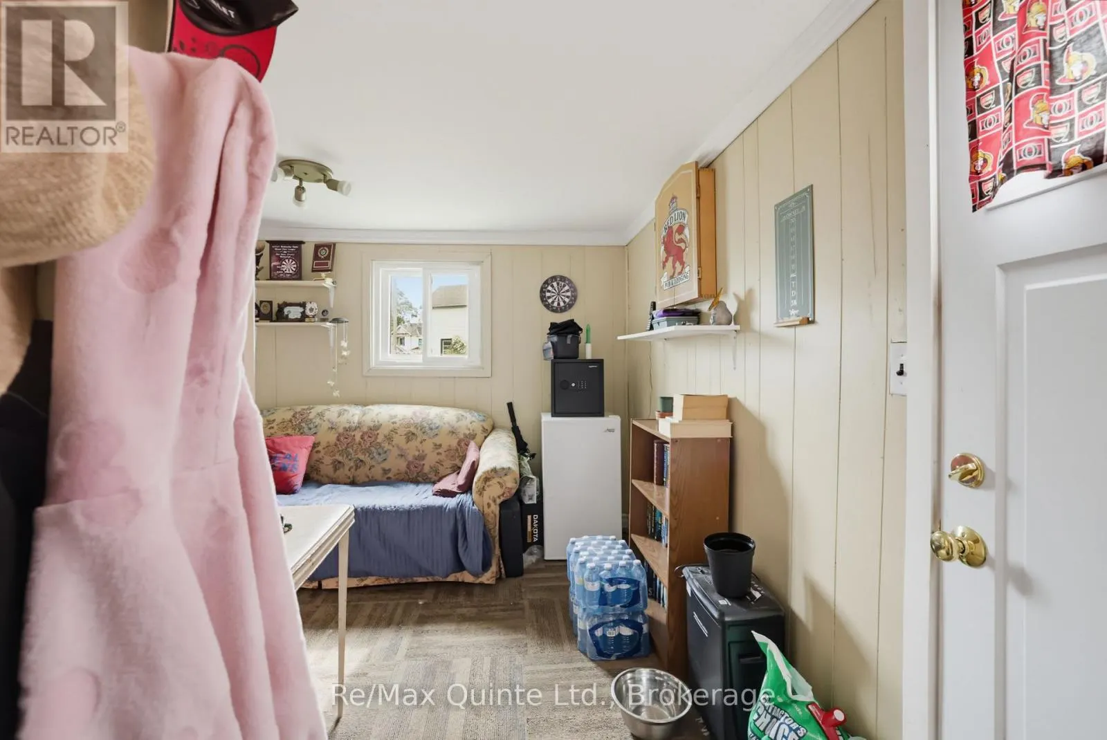 84 MOIRA STREET E
