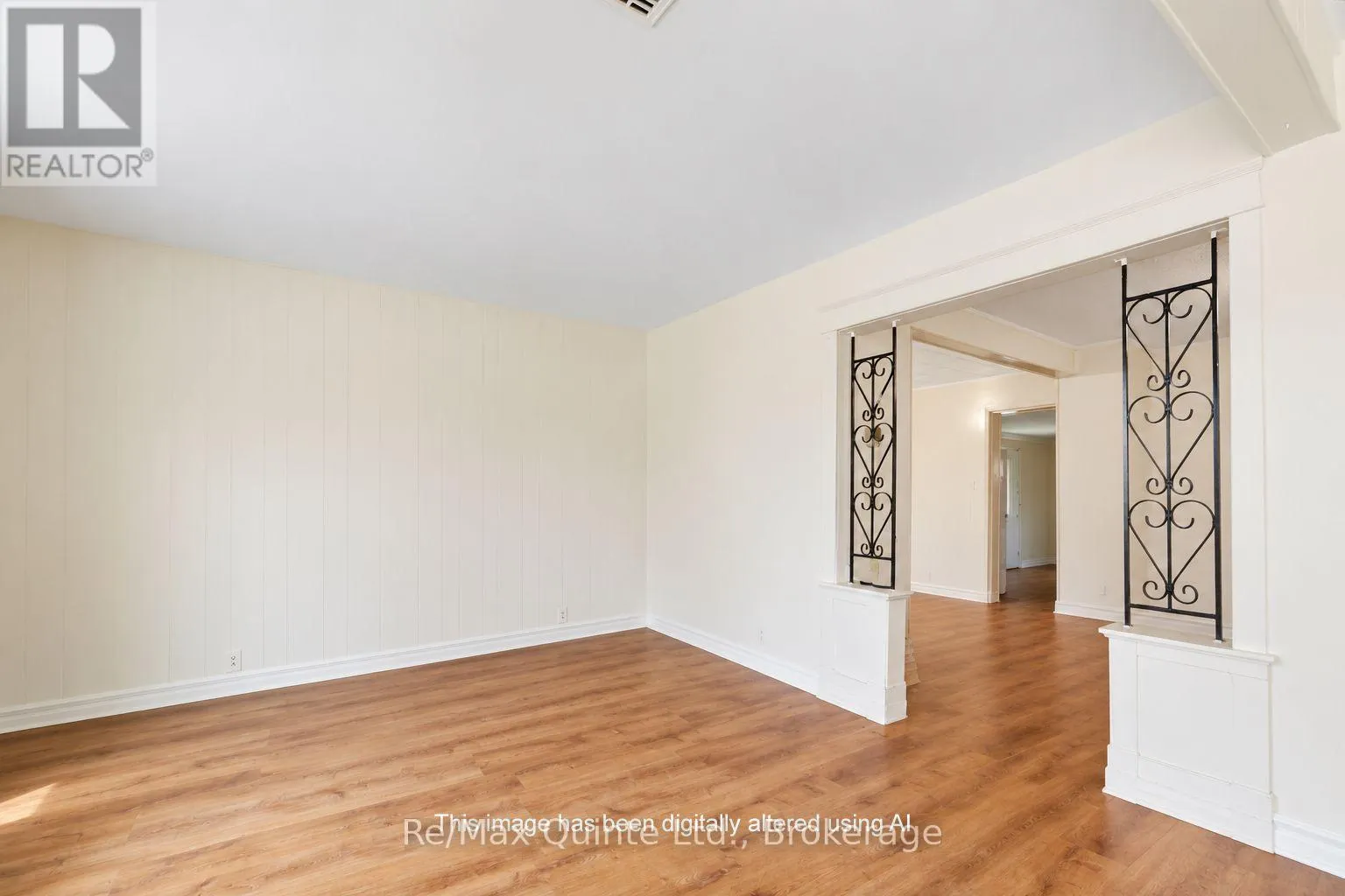 84 MOIRA STREET E