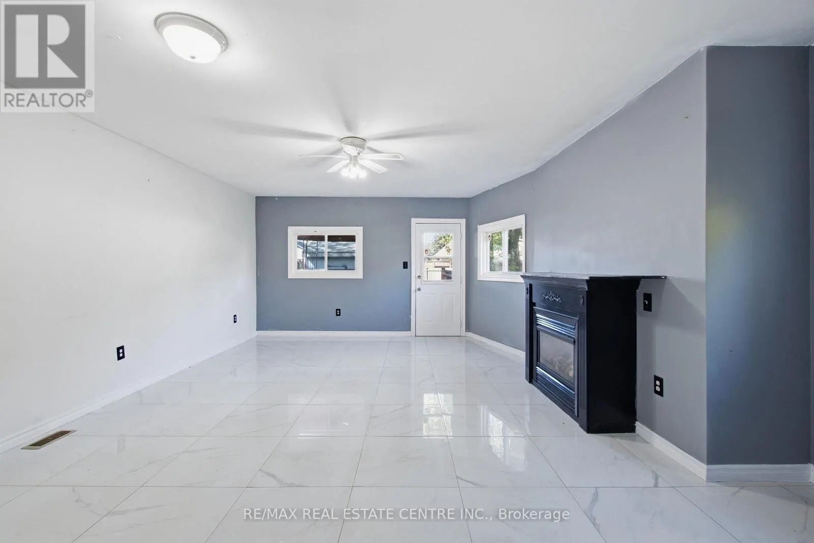295 STRATHEARN AVENUE
