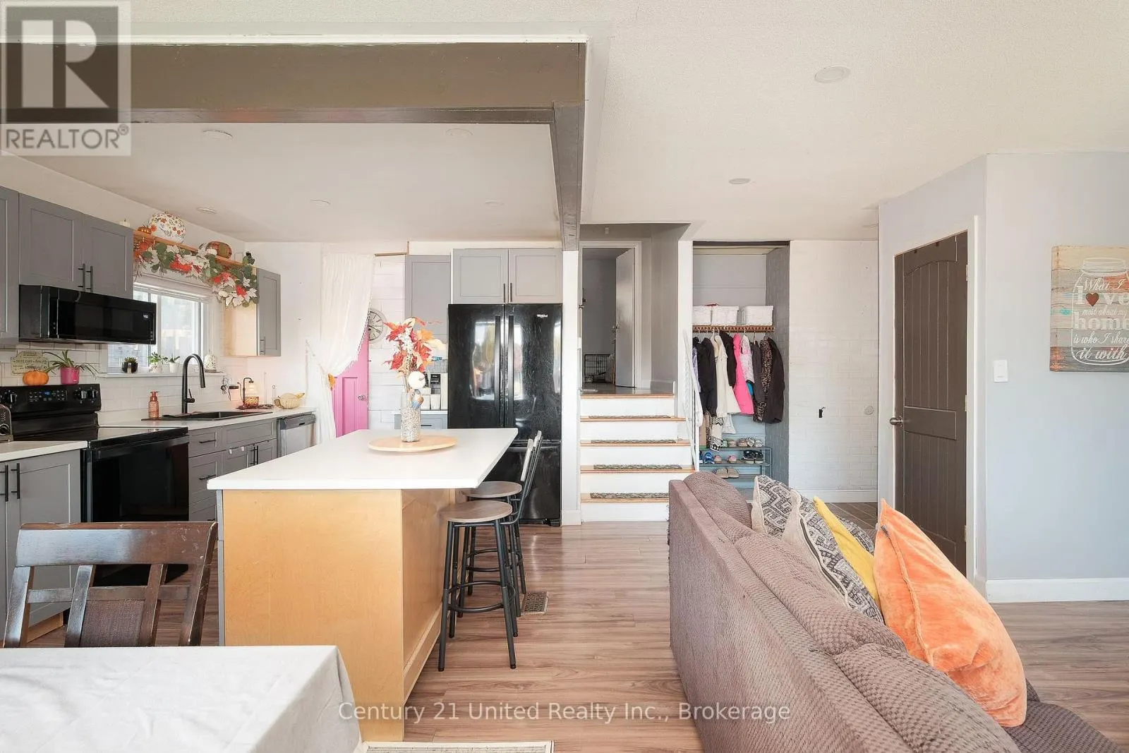 257 RIVERVIEW HEIGHTS