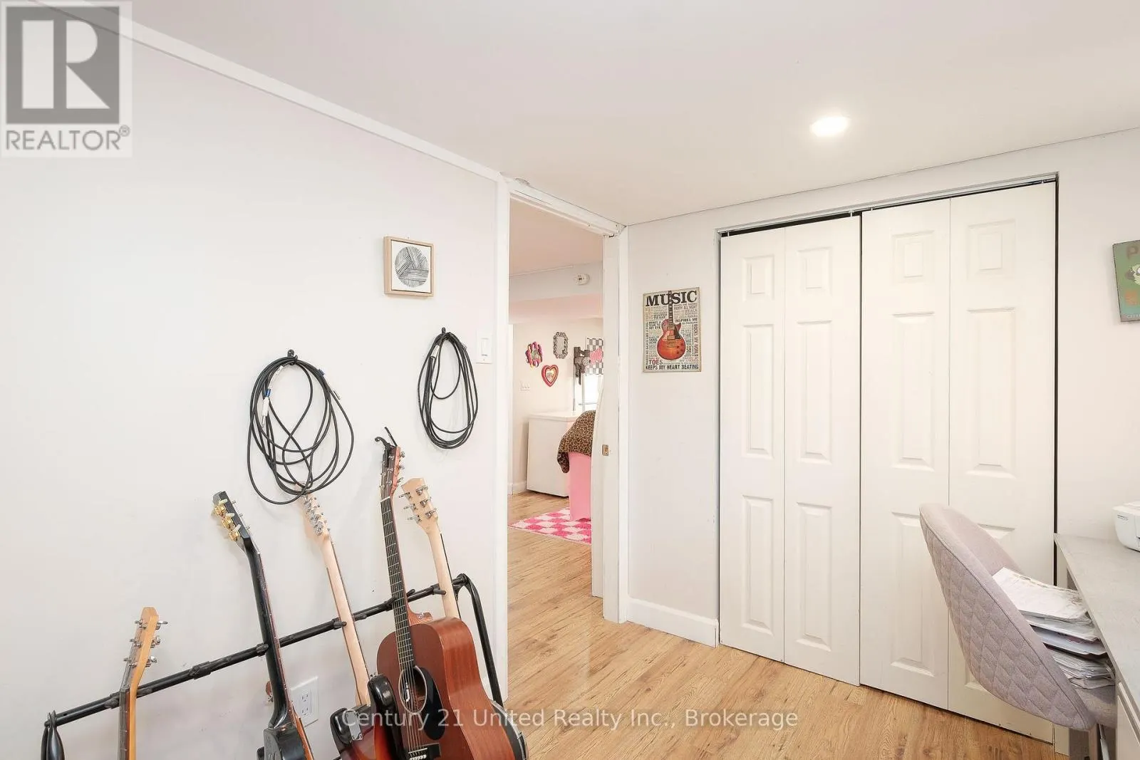 257 RIVERVIEW HEIGHTS