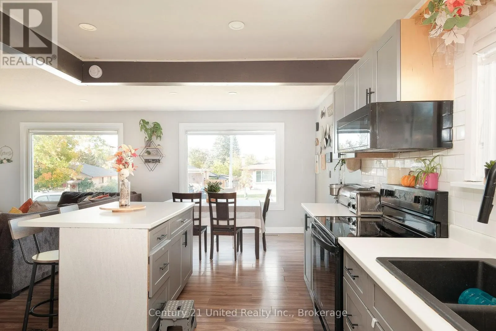257 RIVERVIEW HEIGHTS