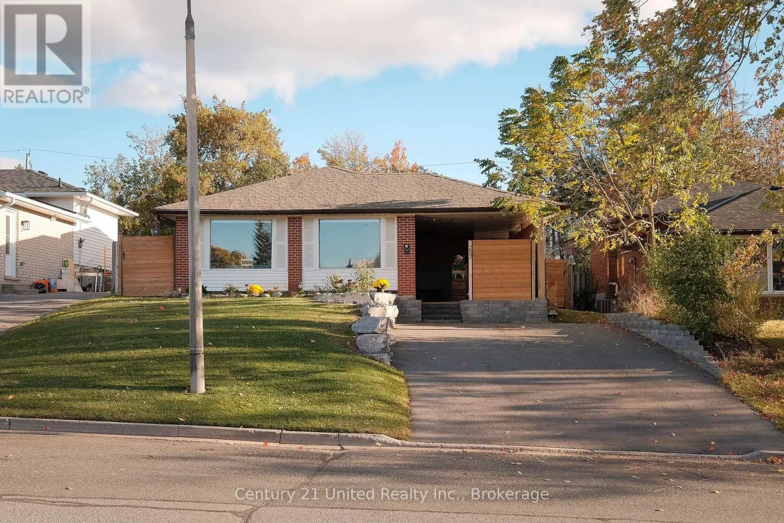 257 RIVERVIEW HEIGHTS
