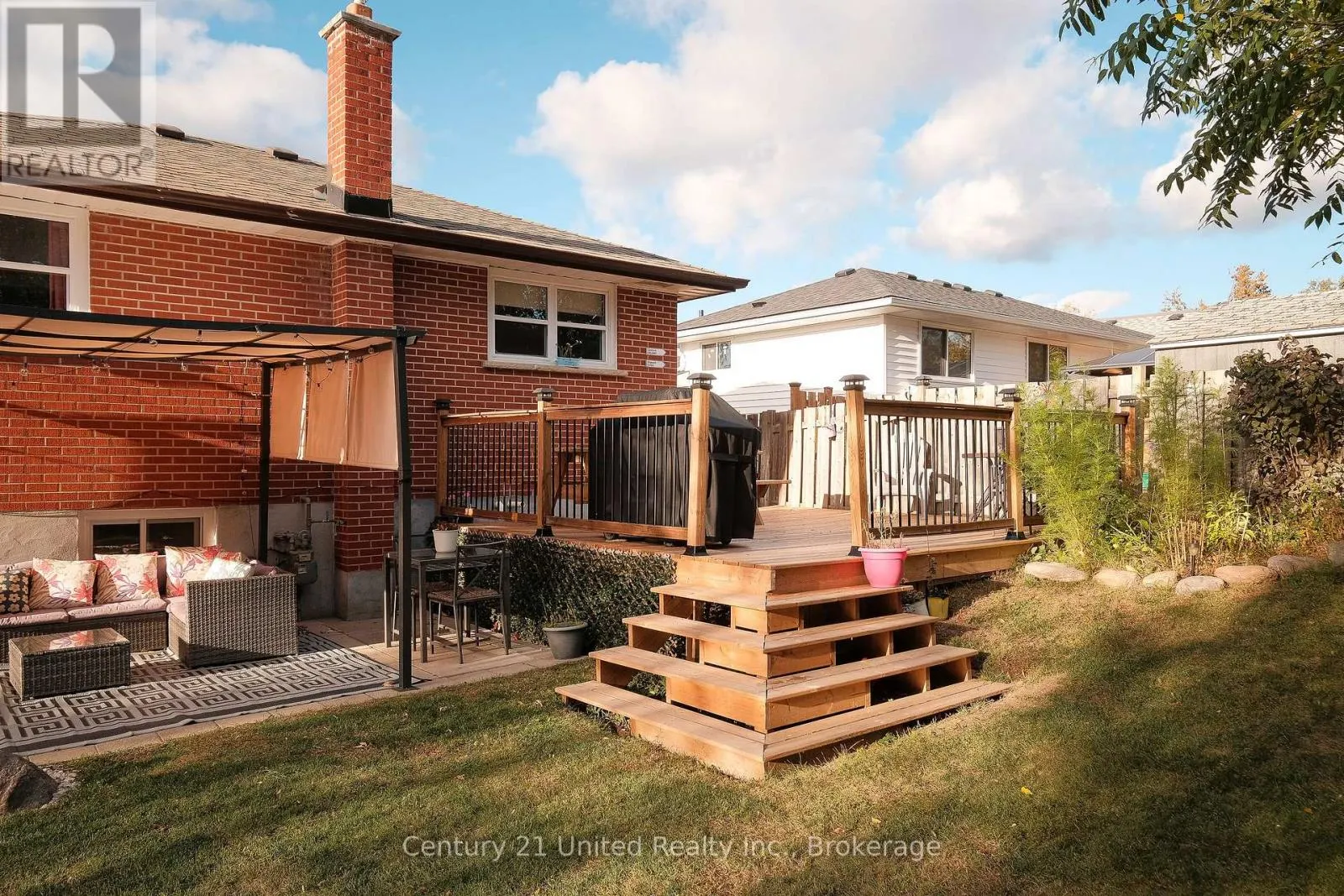 257 RIVERVIEW HEIGHTS