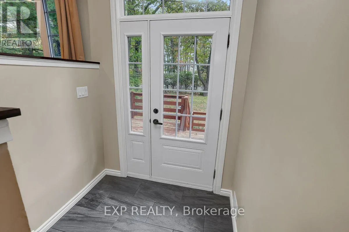 575 BAYVIEW DRIVE
