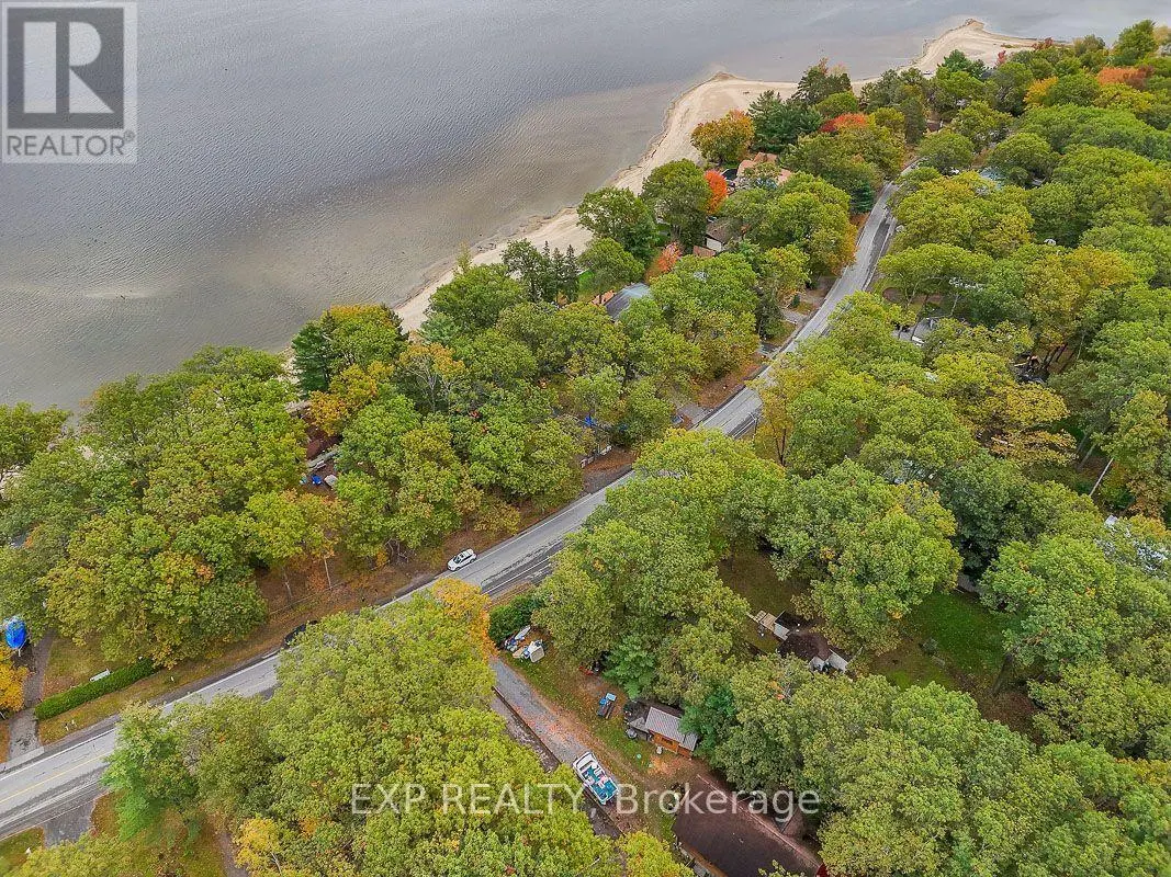 575 BAYVIEW DRIVE