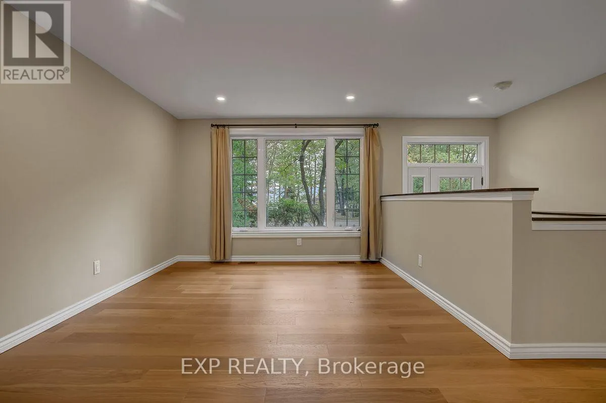 575 BAYVIEW DRIVE