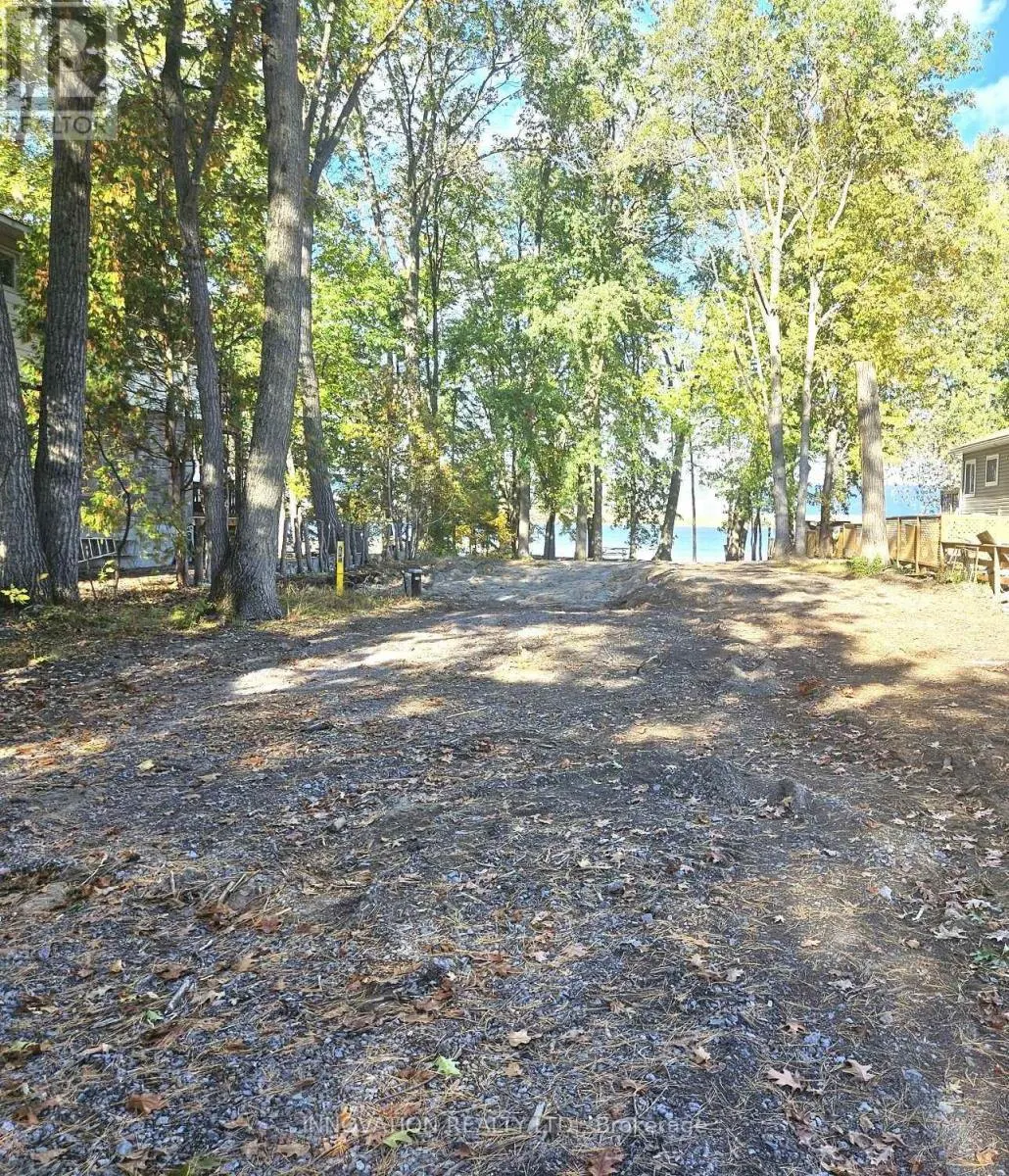 628 BAYVIEW DRIVE