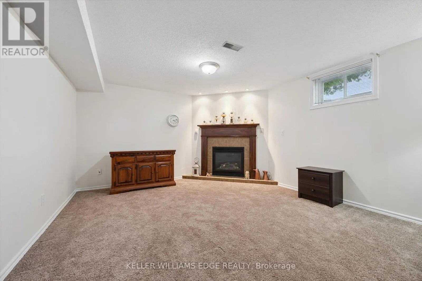 1 - 570 WEST STREET W