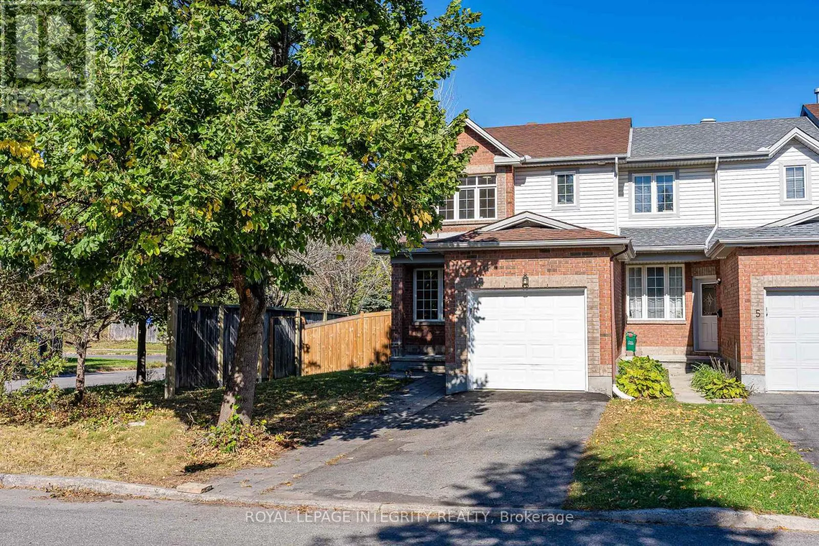 3 BINBURY WAY